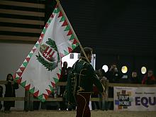 drapeau hongrois introduisant notre spectacle